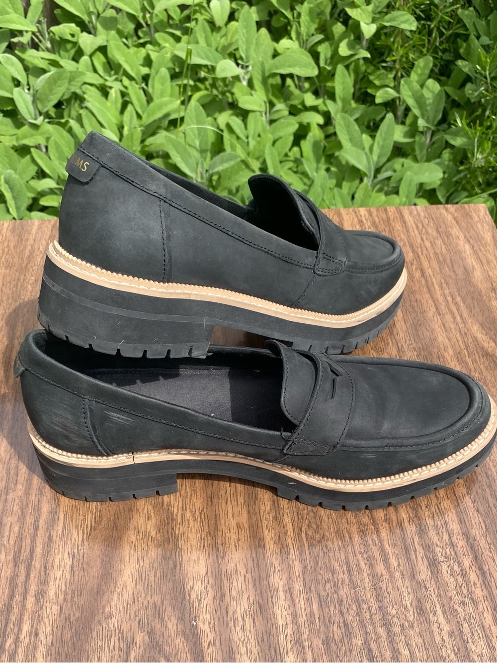 TOMS Black Loafers with Tan Trim - Picture 8 of 12